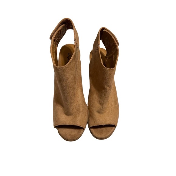 🌟 Tan Open-Toe Booties 🌟 Size 7.5 - Picture 3 of 4